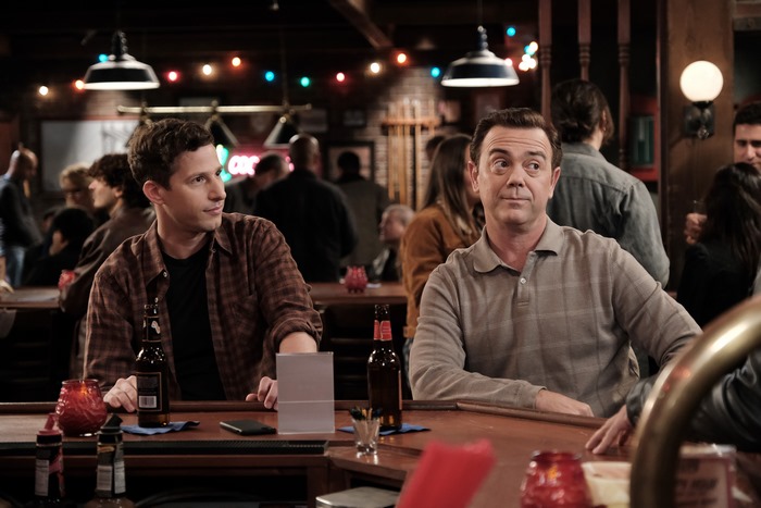Brooklyn Nine-Nine: Andy Samberg and Joe Lo Truglio at the bar
