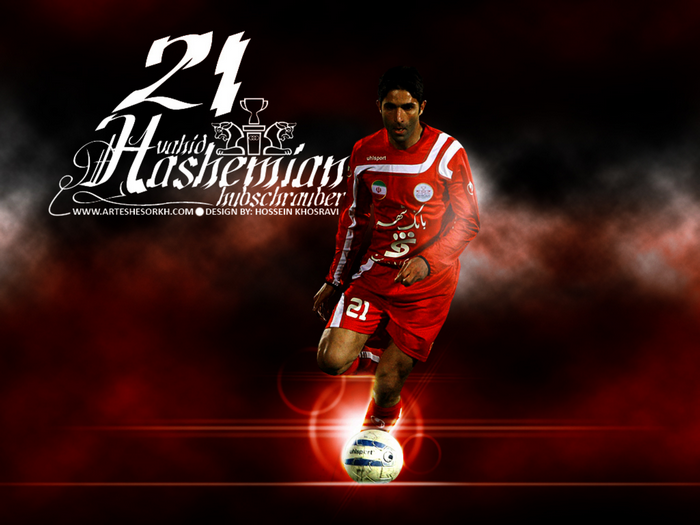 Vahid Hashemian, Persepolis F.C. soccer player in red