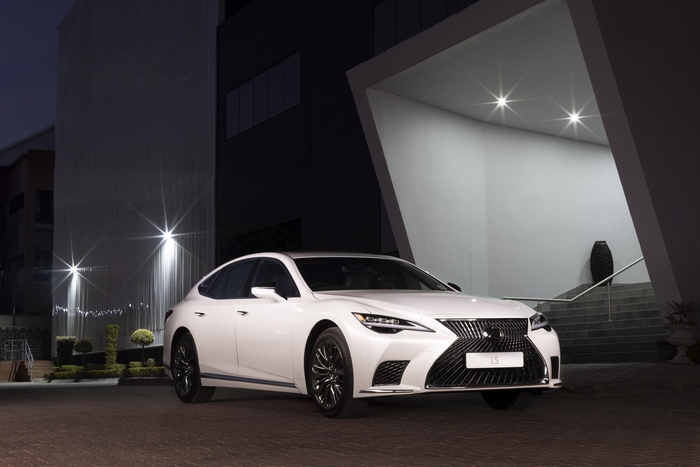 White Lexus LS 500 Luxury Car at Night