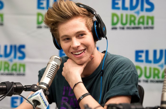 Luke Hemmings at Elvis Duran radio show