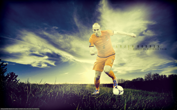 Arjen Robben dribbling for Netherlands National Team