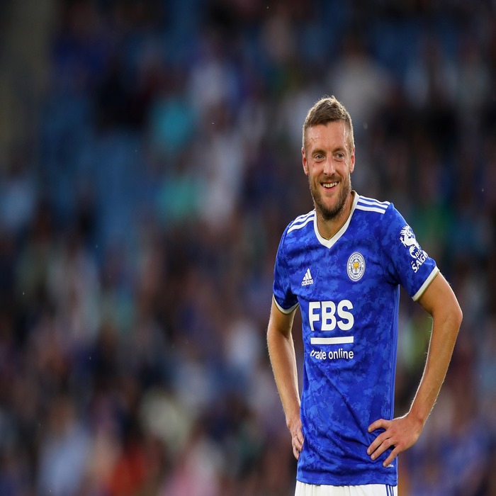 Jamie Vardy smiling in Leicester City F.C. jersey