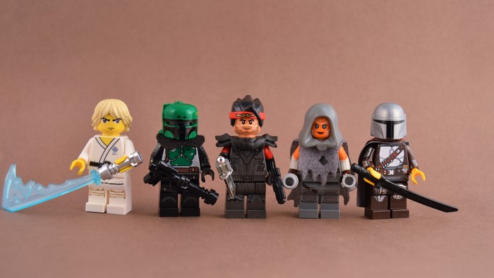 Lego Star Wars Minifigures: Luke, Boba, Hunter, Ahsoka, Mandalorian