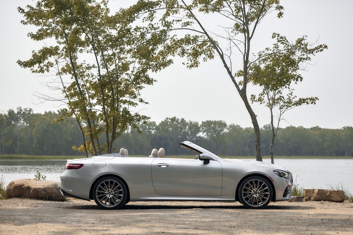 Mercedes-Benz E 450 Cabriolet by a lake
