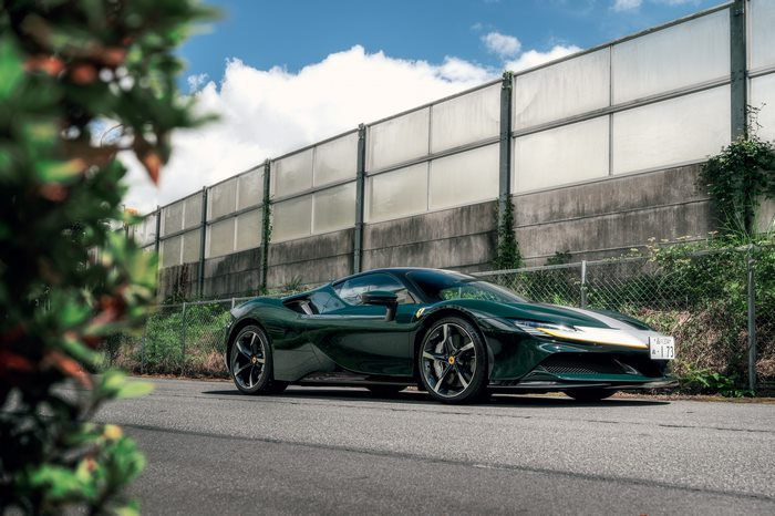 Green Ferrari SF90 Stradale Assetto Fiorano Supercar