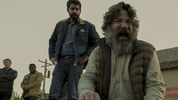 Robert Longstreet screaming in Midnight Mass with Rahul Kohli