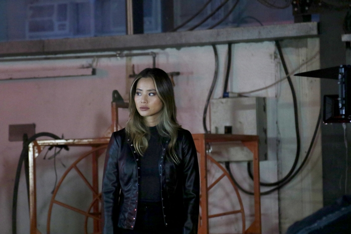 Jamie Chung in The Misfits