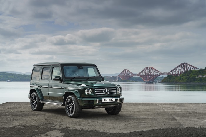 Mercedes-Benz G 400 d SUV by the Forth Bridge