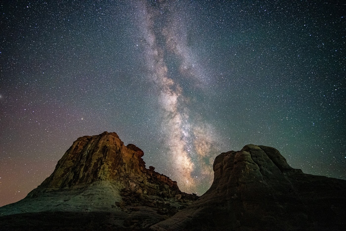 Milky Way galaxy above desert mountains