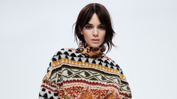 Kendall Jenner in colorful patterned sweater 4K