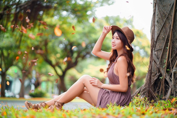 Brunette Model in Autumn Scene 4K