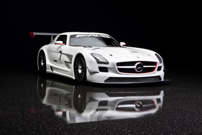Mercedes-Benz SLS AMG GT3 White Race Car