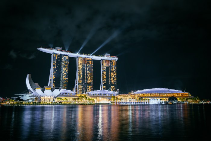 Marina Bay Sands, Singapore at Night 4K