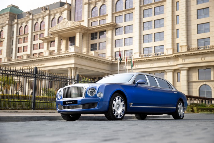 Bentley Mulsanne Grand Limousine by Mulliner at a grand palace
