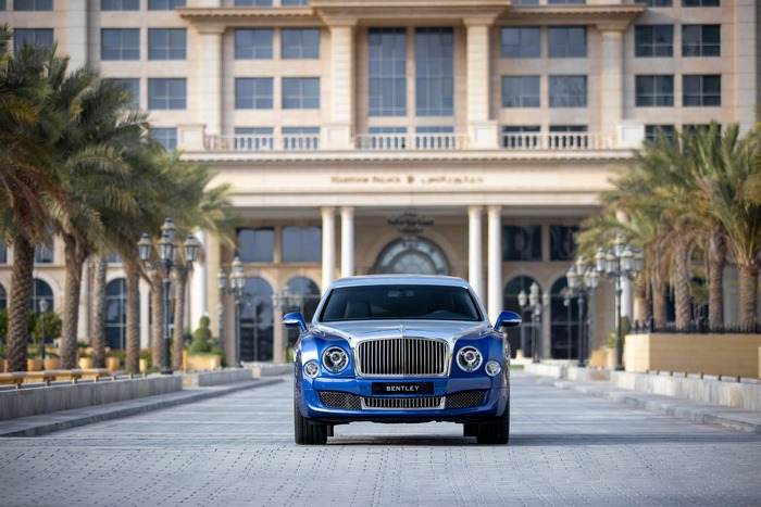 Bentley Mulsanne Grand Limousine at luxury palace
