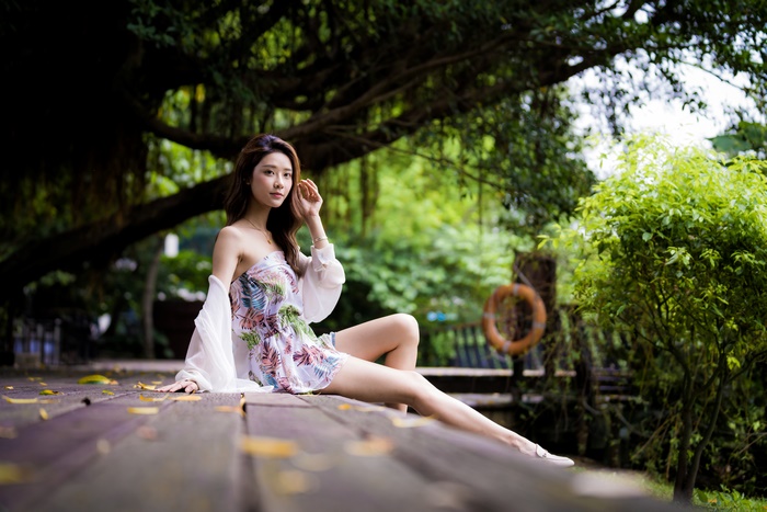 Asian Model with Depth of Field in 4K