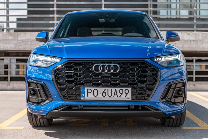 Blue Audi Q5 Sportback front view