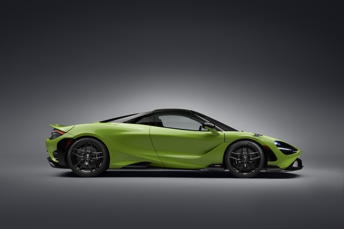 Green McLaren 765LT Spider Supercar