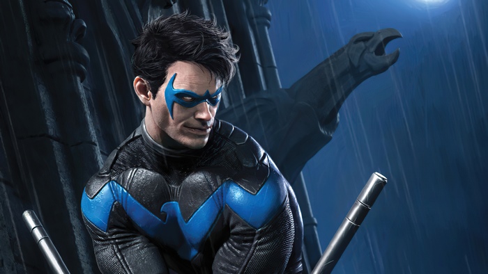 Nightwing in 4K on Rainy Rooftop