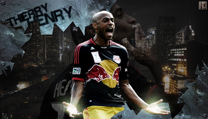 Thierry Henry celebrates in New York Red Bulls jersey