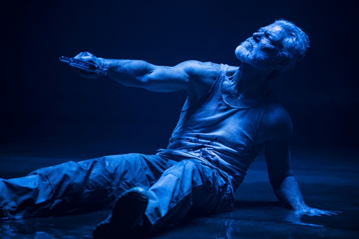 Stephen Lang holding a gun in blue light, Dont Breathe 2