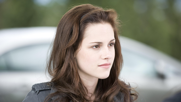 Kristen Stewart as Bella Swan in Twilight