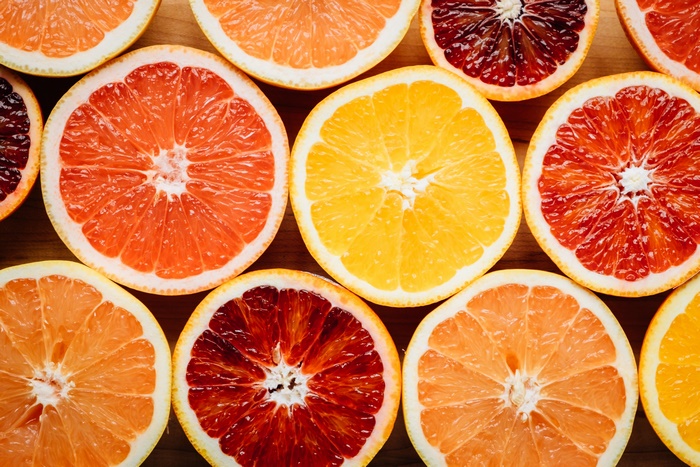 Vibrant Sliced Oranges, Blood Oranges, and Lemon