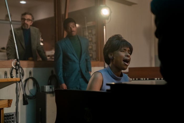 Jennifer Hudson as Aretha Franklin singing in Respect