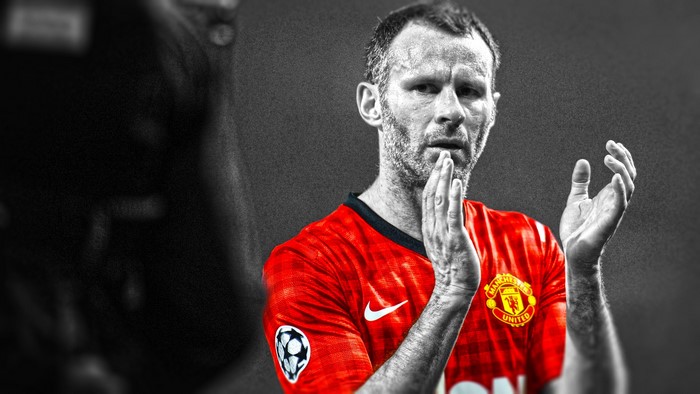 Ryan Giggs in Manchester United red jersey