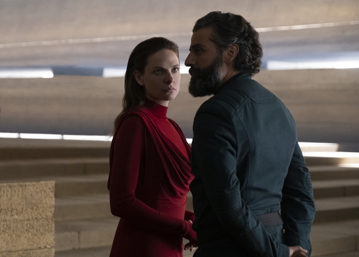 Rebecca Ferguson and Oscar Isaac in Dune