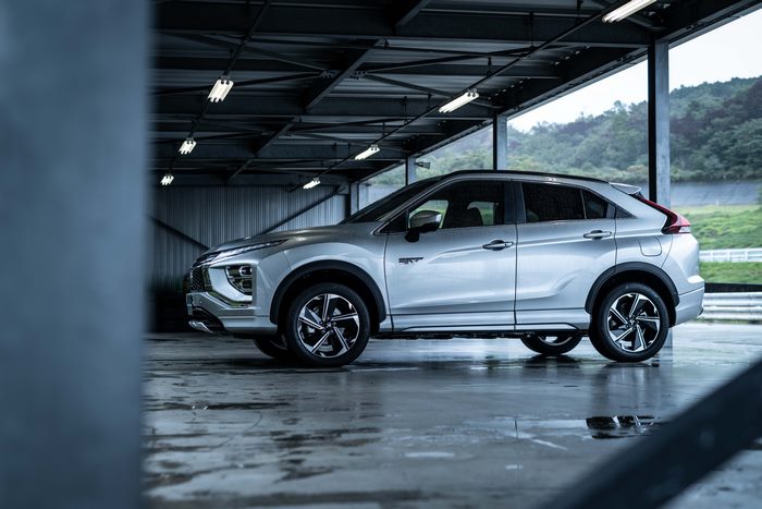 Mitsubishi Eclipse Cross SUV in a wet garage