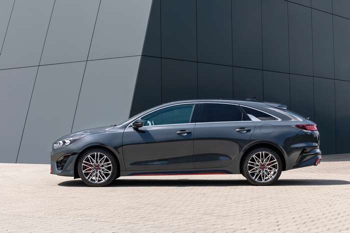 Grey 2021 Kia ProCeed GT side profile