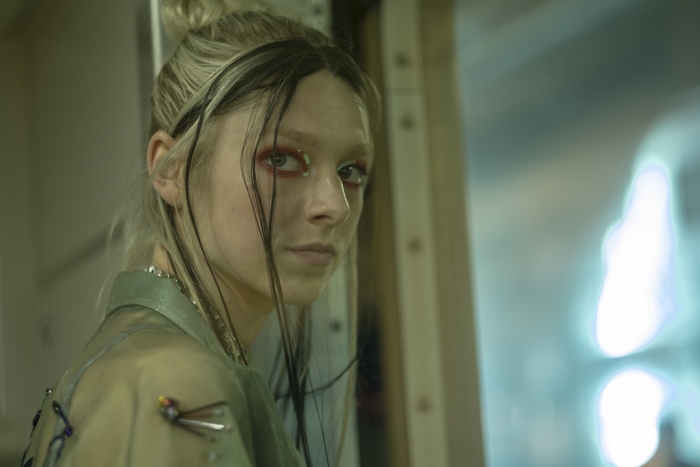Hunter Schafer's striking makeup in Euphoria