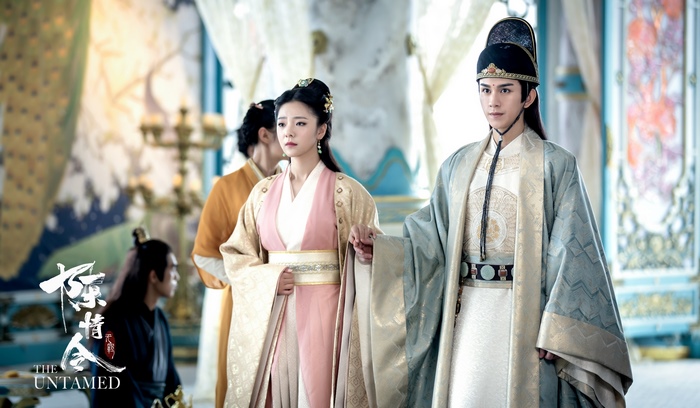 Jin Guangyao holding hands with a woman in The Untamed