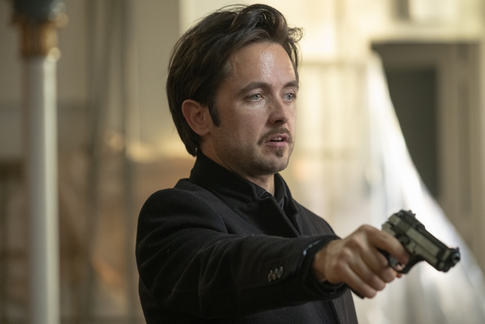 Justin Chatwin in Die In A Gunfight