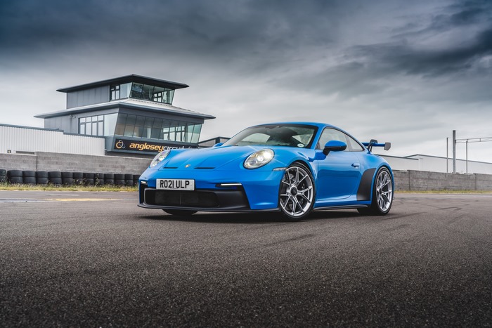 Blue 2021 Porsche 911 GT3 MT on track