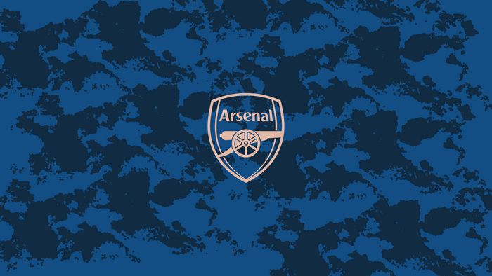 Arsenal F.C. emblem on a blue camouflage background