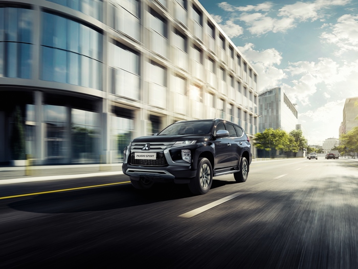 2021 Mitsubishi Pajero Sport SUV driving on city street