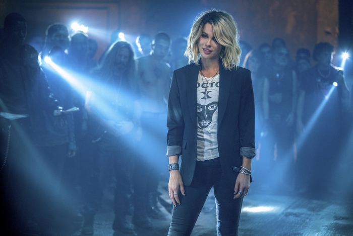 Kate Beckinsale as Lindy in Jolt