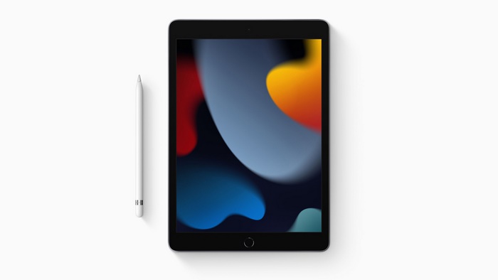Apple iPad with Apple Pencil