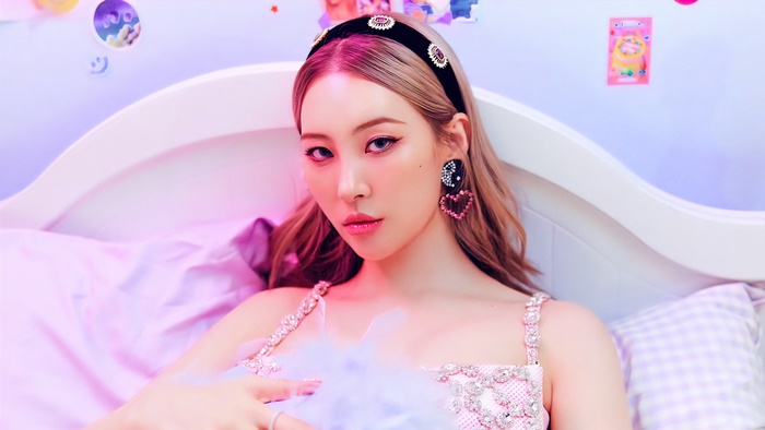 Sunmi from K-Pop