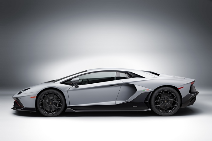 2021 Lamborghini Aventador LP 780-4 Ultimae