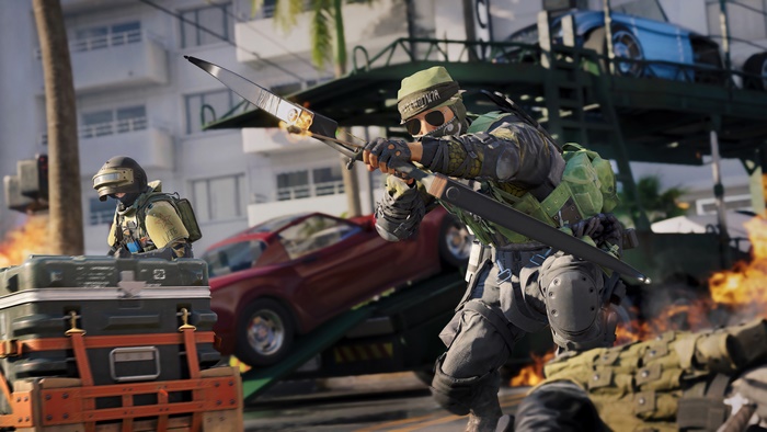 Soldiers with bow and rifle in Call of Duty: Black Ops Cold War 4K