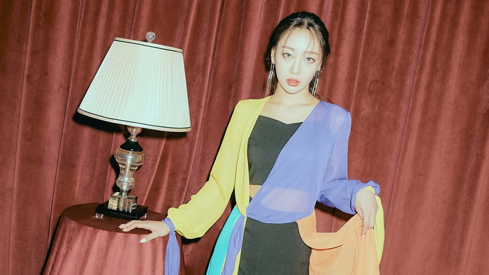 Yves from LOONA in "Paint The Town" concept