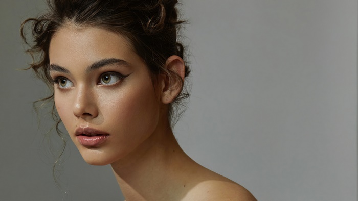 Laneya Grace Portrait in Soft Natural Light