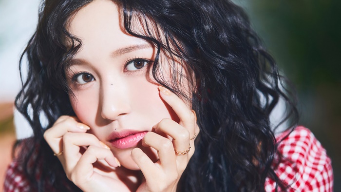 Mina from Twice in Alcohol-Free Theme