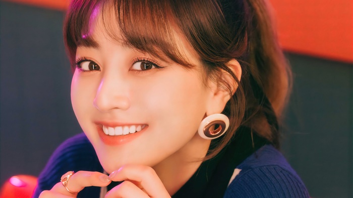 Jihyo from Twice in 4K