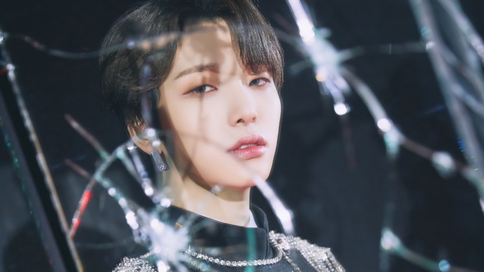 Seoho from ONEUS behind broken glass