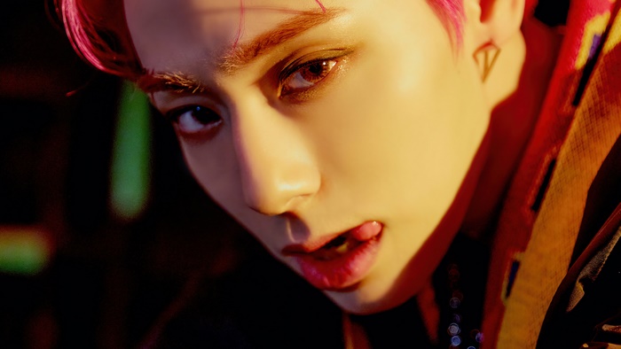 Hwanwoong from ONEUS Devil concept 4K