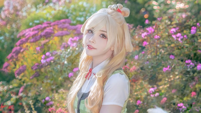 Isabelle from Animal Crossing 4K Cosplay
